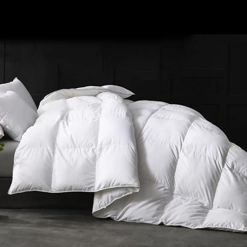 Pure white cotton hotel down comforter 70% down 30% feather 